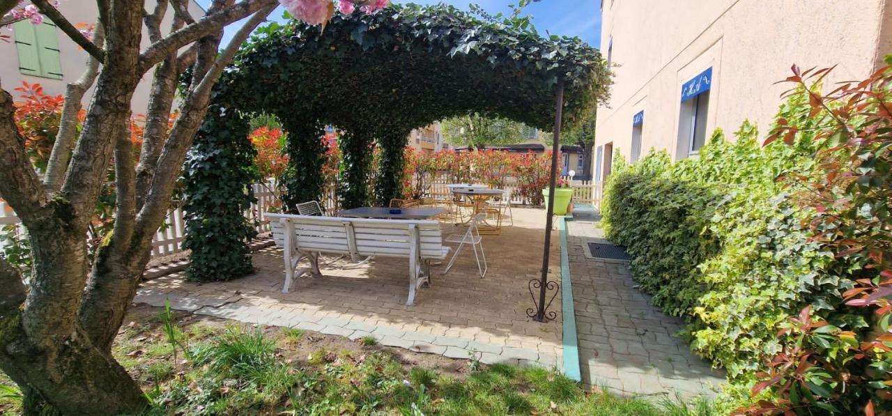 Hotel Arpege Arpajon Buitenkant foto